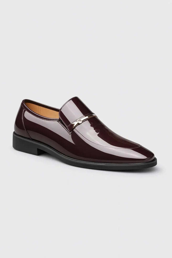 MEN'S PATENT LEATHER LOAFERS WITH ELEGANT METAL BAR DETAIL