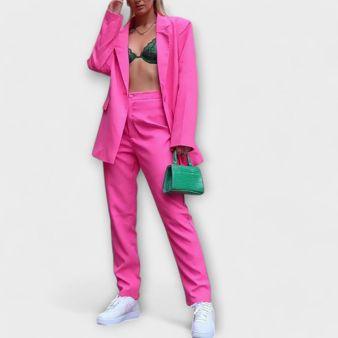 Fernanda - Traje Feminino Elegante