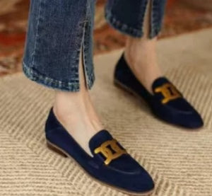 Mocasines Femeninos Clásicos Con Detalle Metálico Para Confort