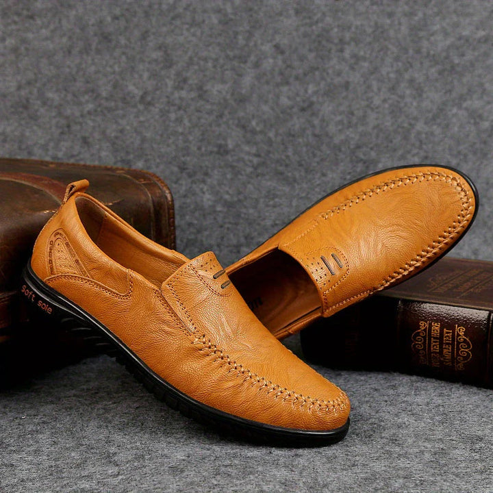 Elegantes Mocassins de Pele