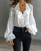 Eva | Blusa con encaje floral y mangas de farol