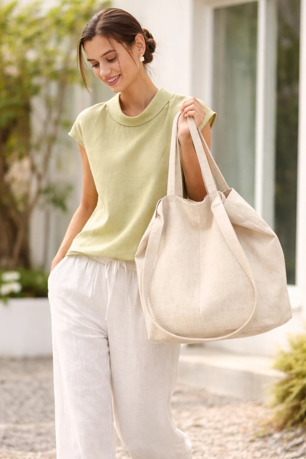 Bolso Tote Grande De Lona De Ramio Ligero Y Natural