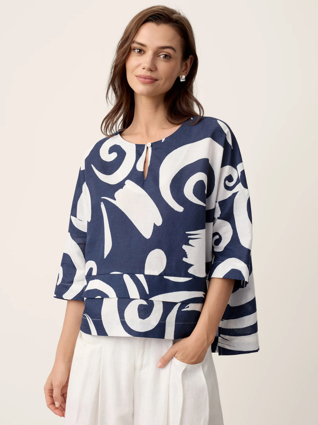 Noreen | Asymmetric Tiered Abstract Print Linen Top