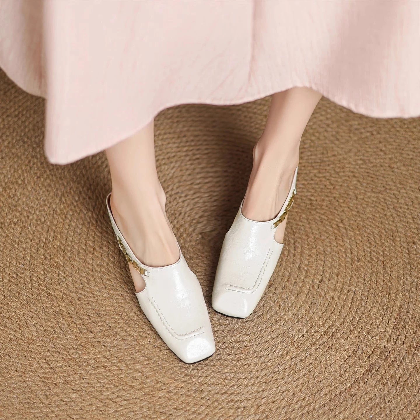 AVELLA - MULES DE CUERO