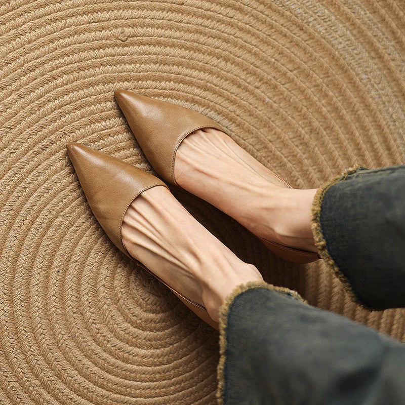 Ceyra | Tacones Bajos de Cuero Genuino