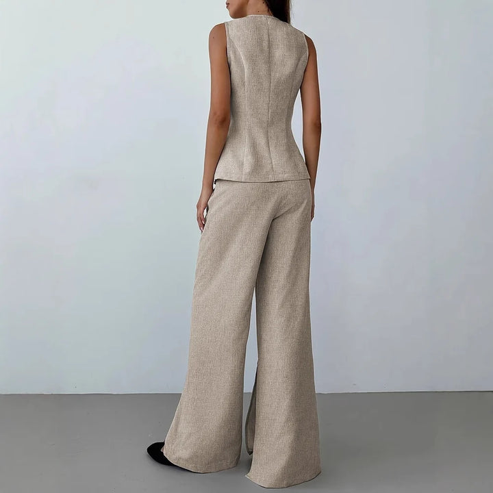 Beatriz - Women's Stylish Blazer and Trousers Suit