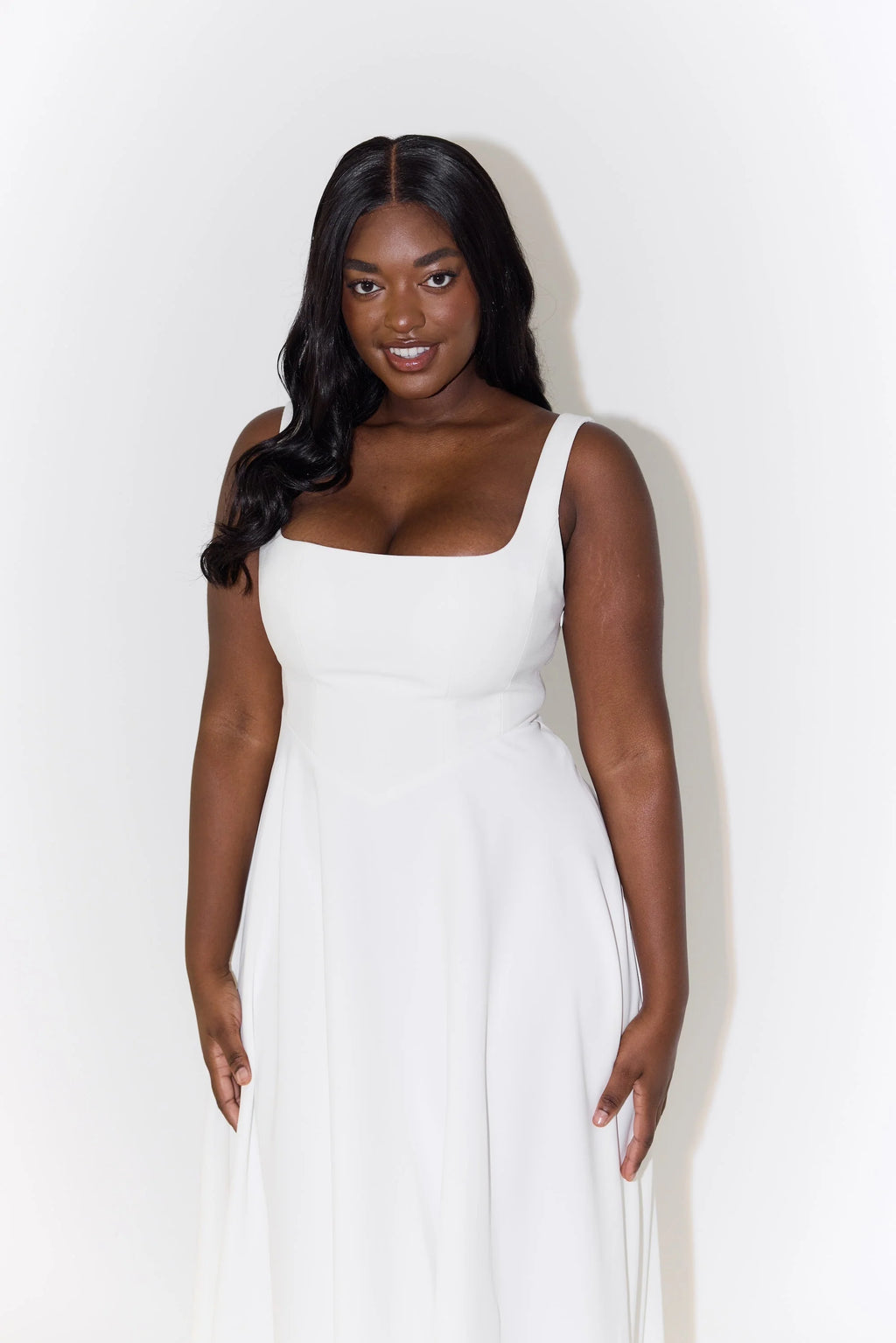 Amelia - vestido midi atemporal