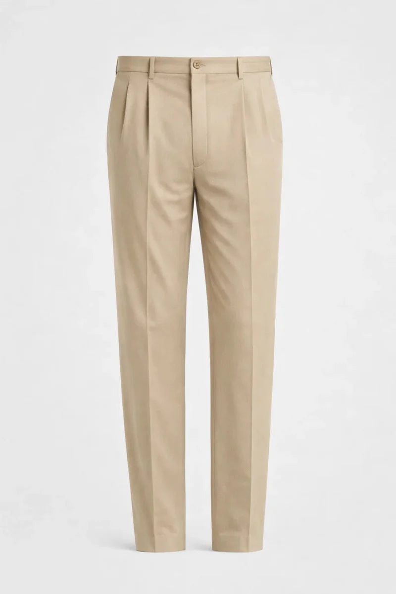CALÇAS DE HOMEM PLISSADAS, CORTE RETO, AJUSTE ELEGANTE