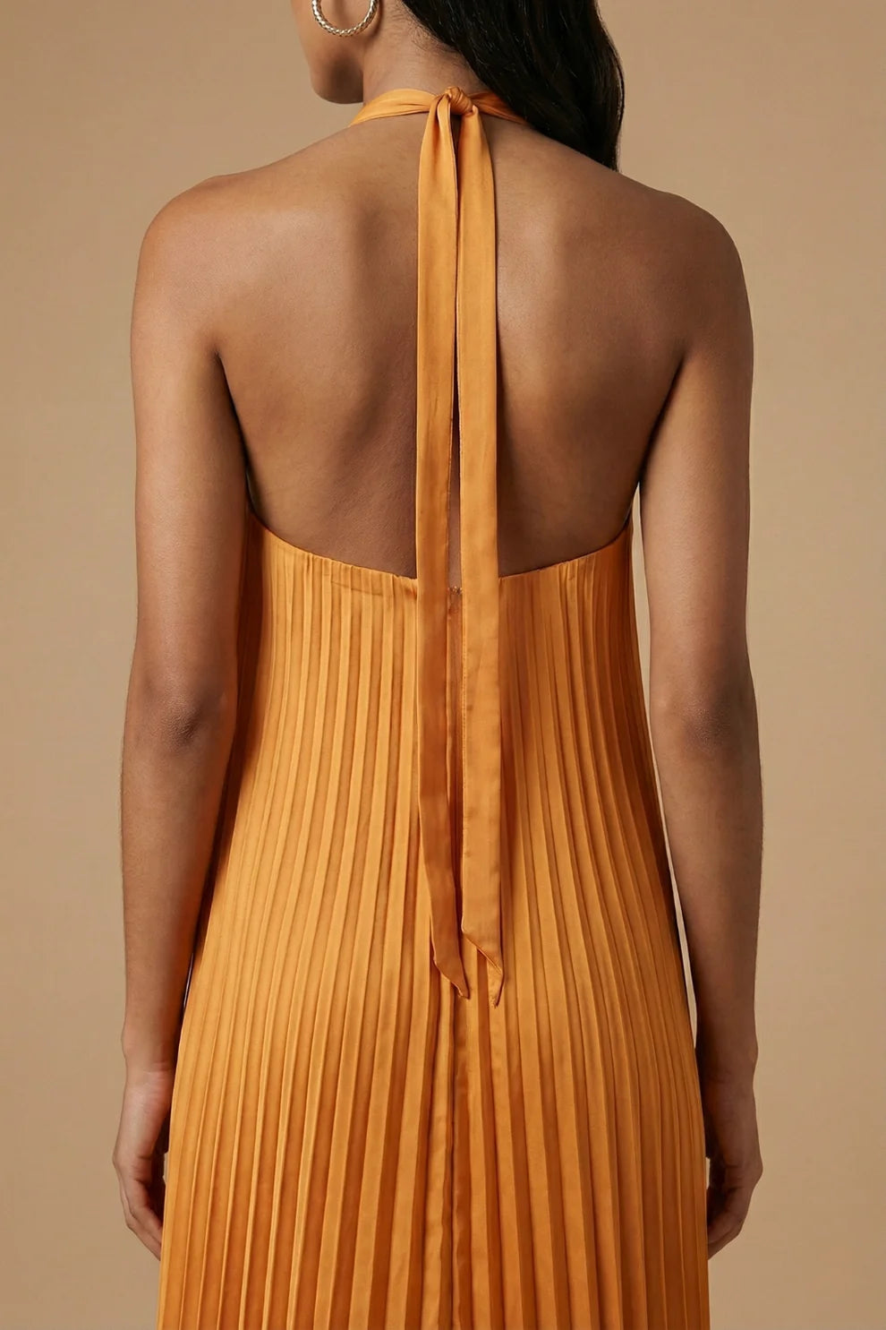 Vestido Maxi Plisado Con Escote Halter Y Espalda Abierta | Vestido De Noche Femenino