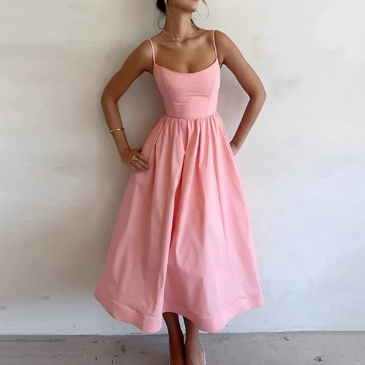 Fabiana | Vestido Con Tiras Finas Y Corte Fruncido