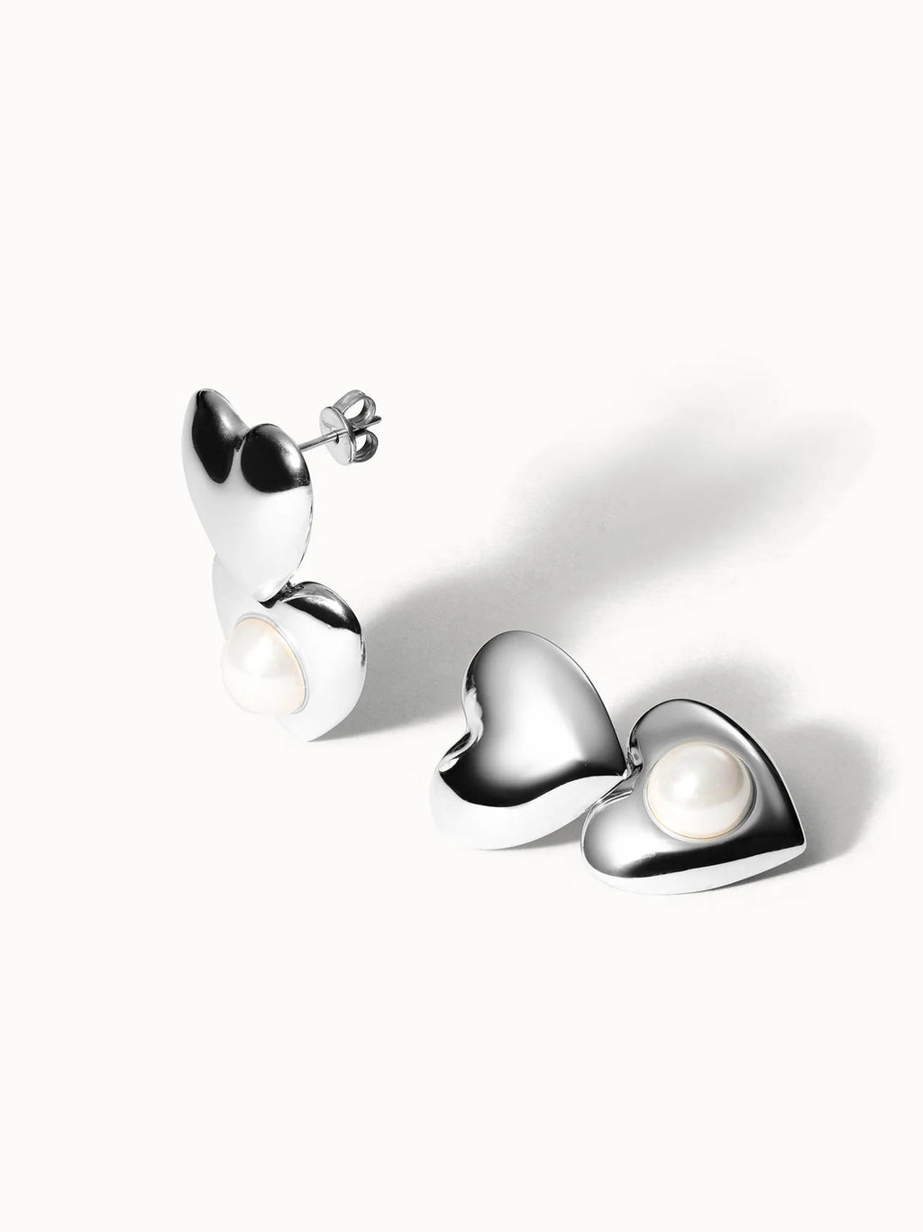 PENDIENTES CORAZÓN CON PERLA