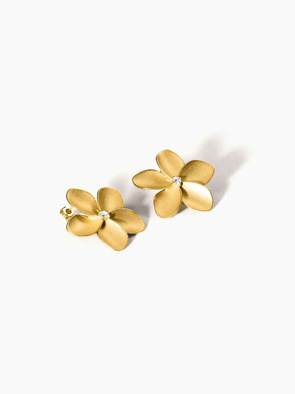 PENDIENTES EMPOWHER MAHINA CLUB
