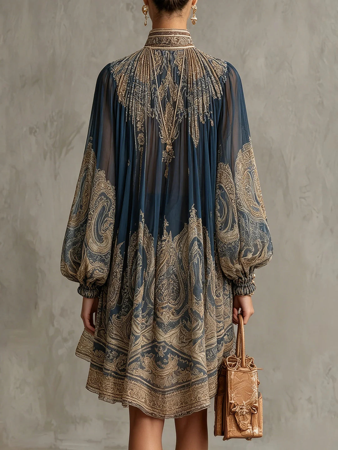 Paula | Vestido Mini Barroco De Cuello Alto