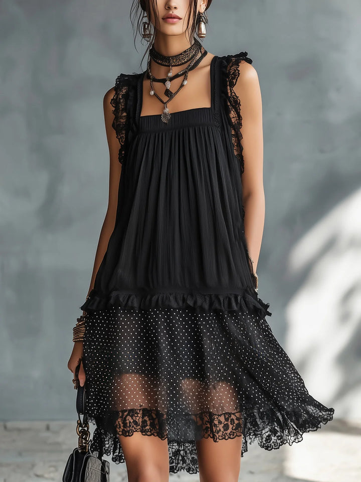 Pauline | Vestido Corto Negro Con Encaje Y Volantes