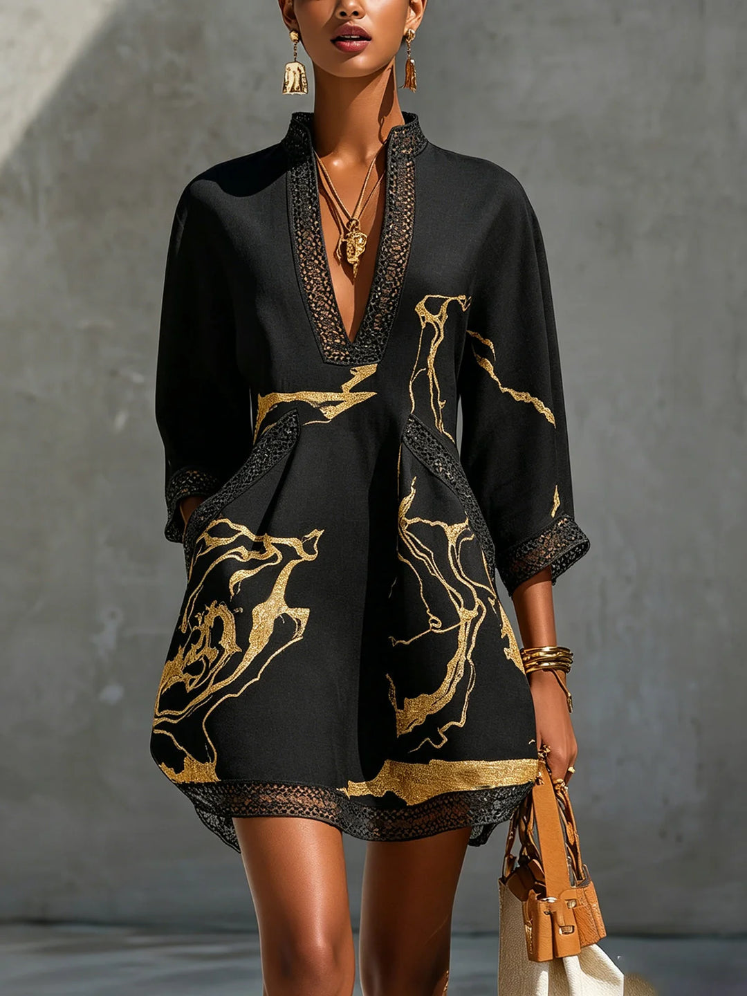 Léonie | Vestido Corto Negro Con Bordados Dorados