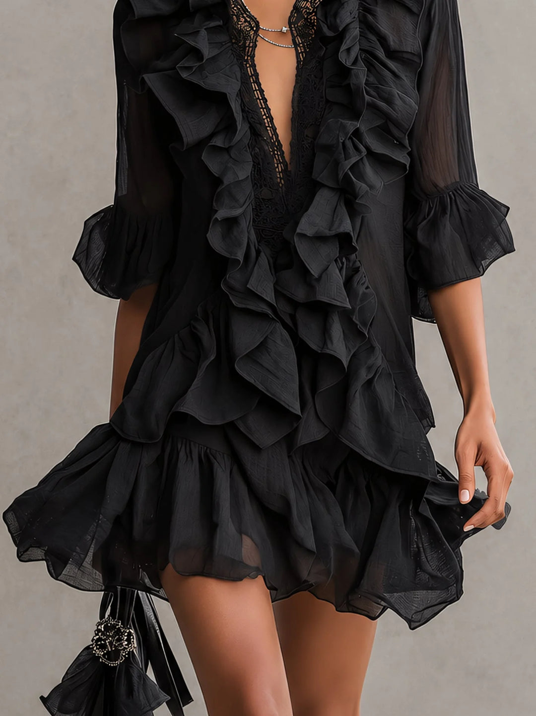 Anaïs | Vestido Corto Negro Con Volantes