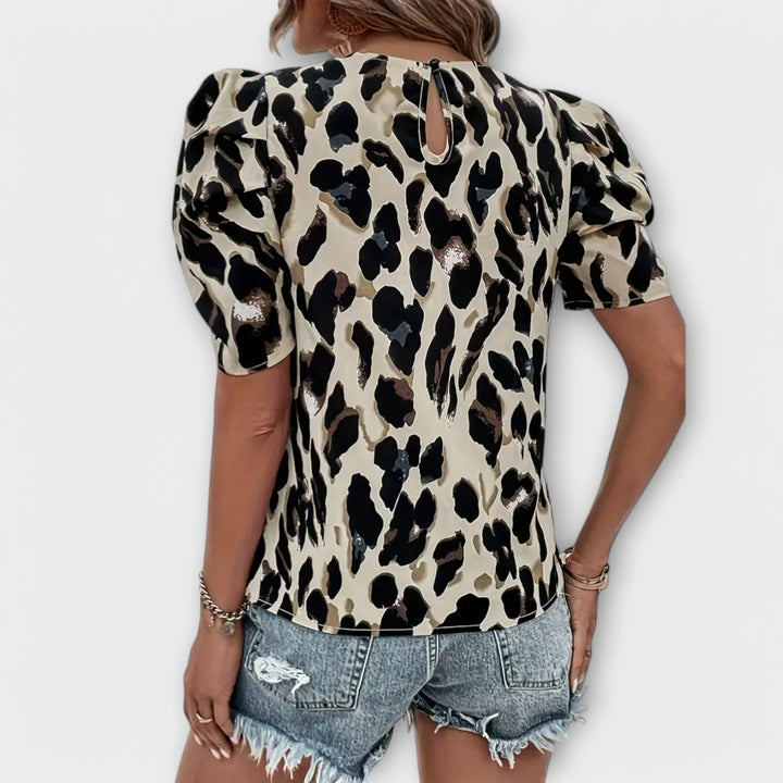 Amélia - Blusa com Estampado Universal
