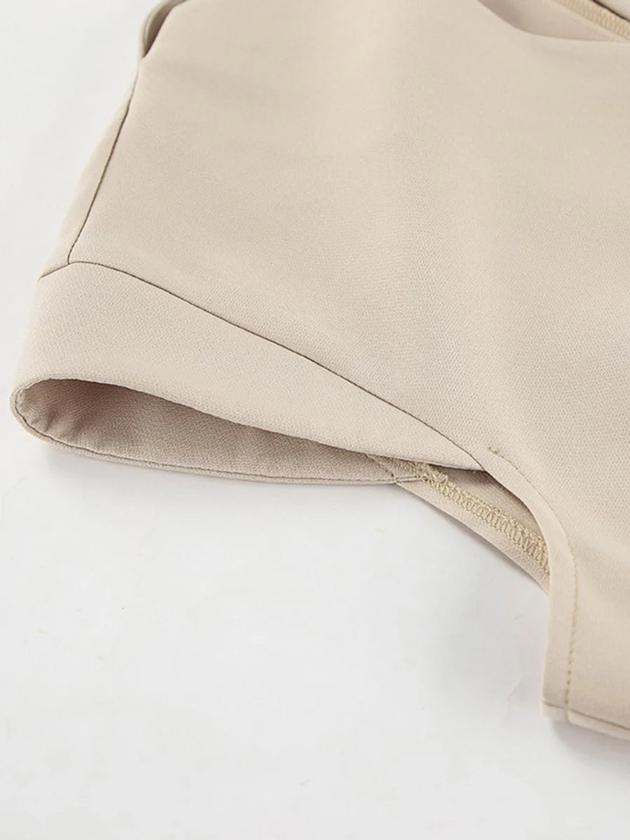 Conjunto De Duas Peças: Calças Cropped De Perna Larga Com Bolsos E Botões + T-shirt Sem Mangas