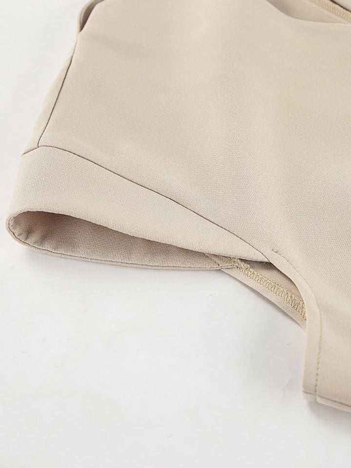 Conjunto De Duas Peças: Calças Cropped De Perna Larga Com Bolsos E Botões + T-shirt Sem Mangas