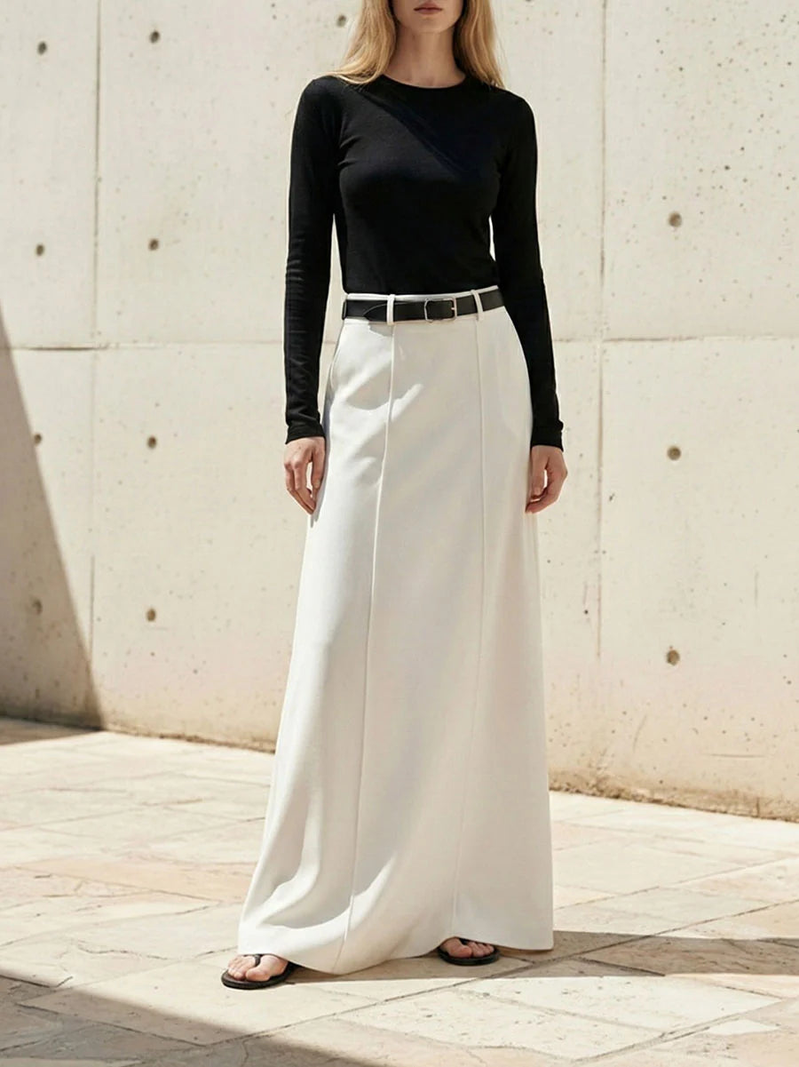 SAIA MIDI ELEGANTE EM COR LISA COM CORTE EM H