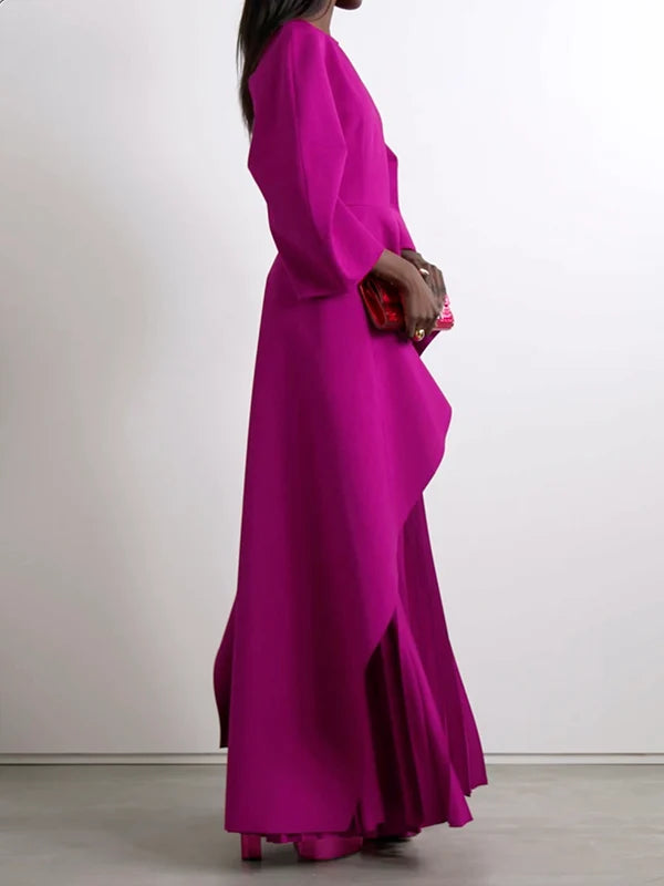 VESTIDO MAXI PLISSADO EM CAMADAS COM MANGA LONGA SOLTA E COR SÓLIDA