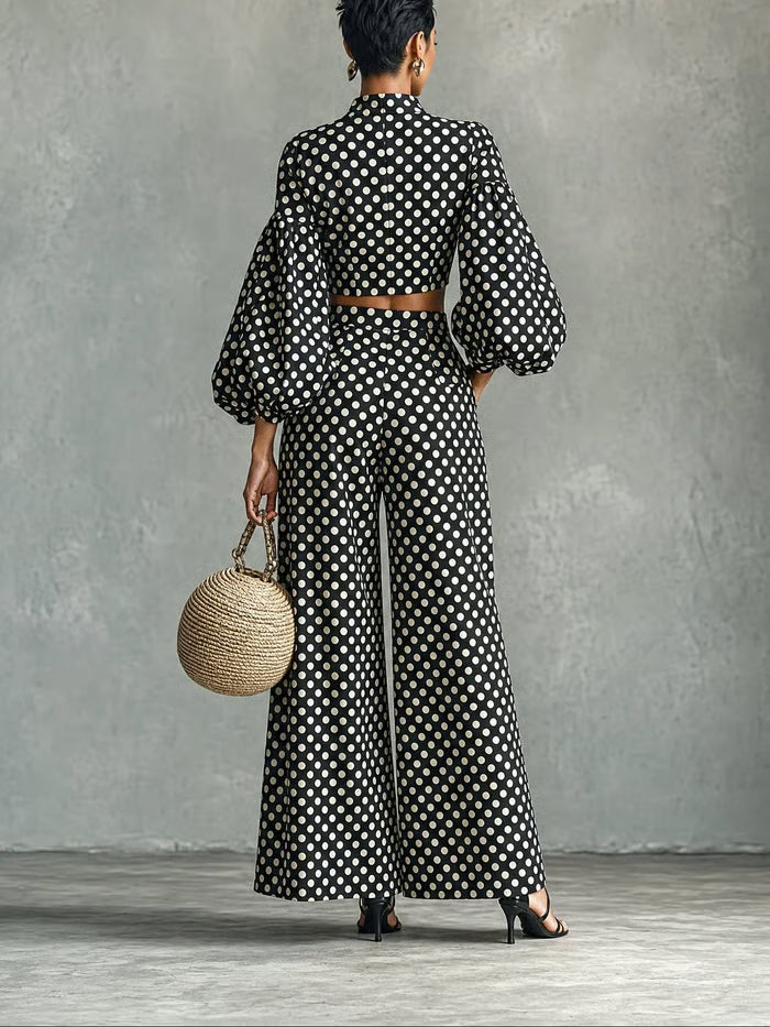 CONJUNTO MINIMALISTA DE LUNARES - BLUSA MANGA FAROL Y PANTALÓN PIERNA ANCHA