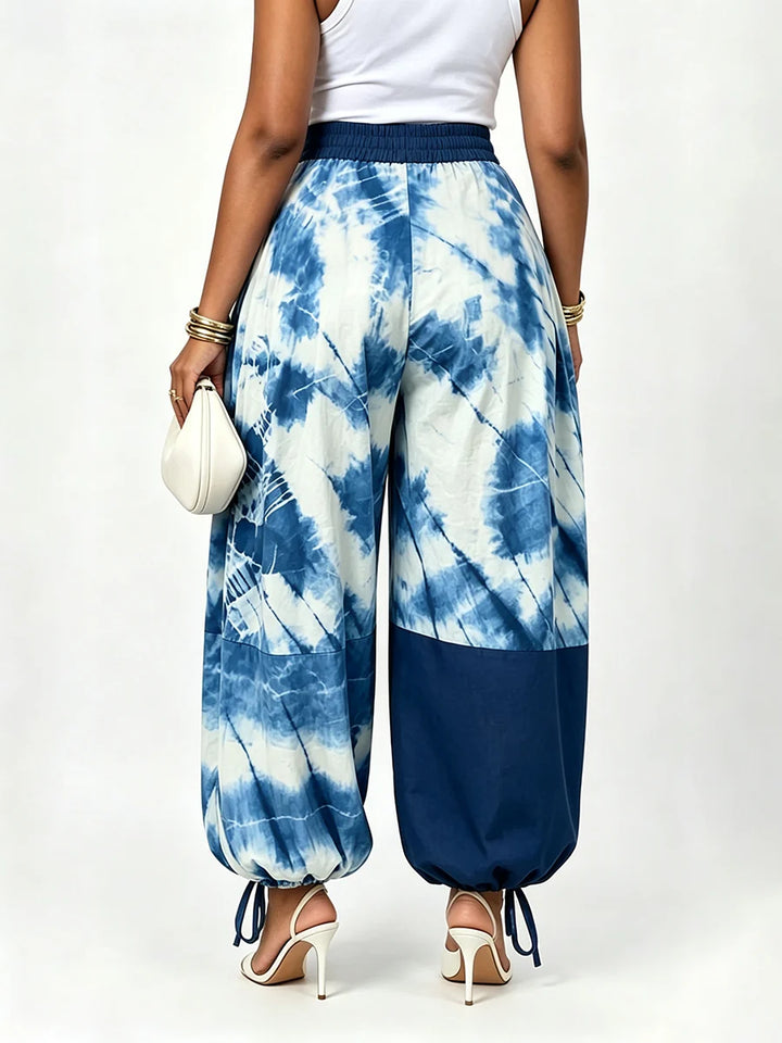 Pantalón De Cintura Alta Con Estampado En Colores Contrastantes Y Amarre En El Tobillo