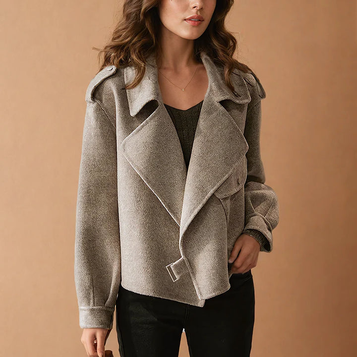 Lydia - Women's Relaxed-Fit Wool Coat with a Modern Style