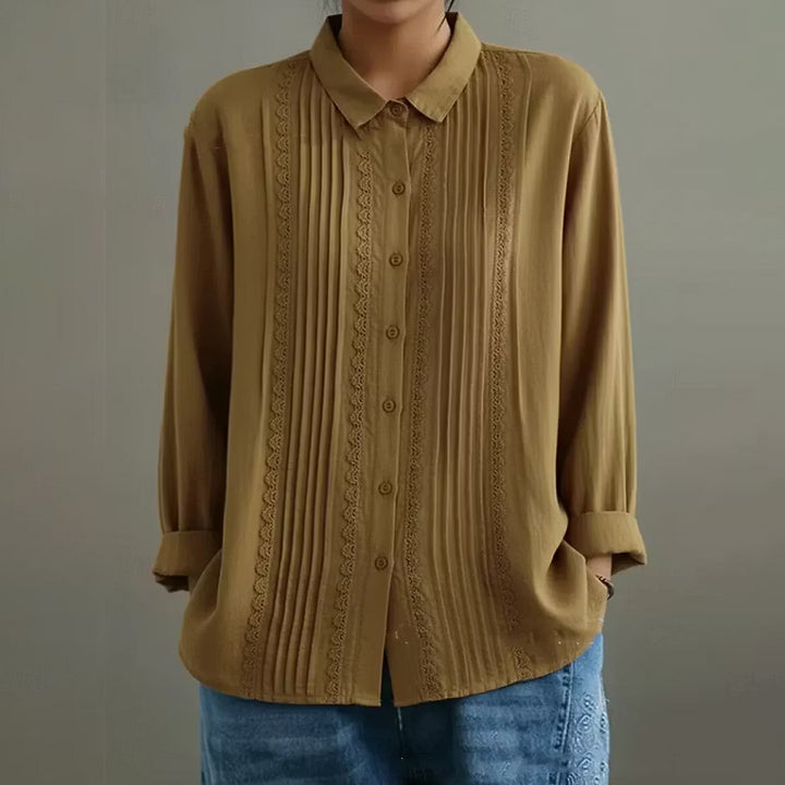 BLUSA FEMENINA CASUAL CON BOTONES EN LINO MIXTO Y DETALLES DE ENCAJE