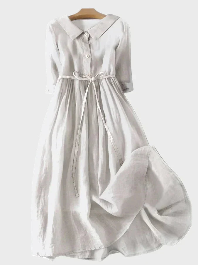 Vestido con cuello elegante