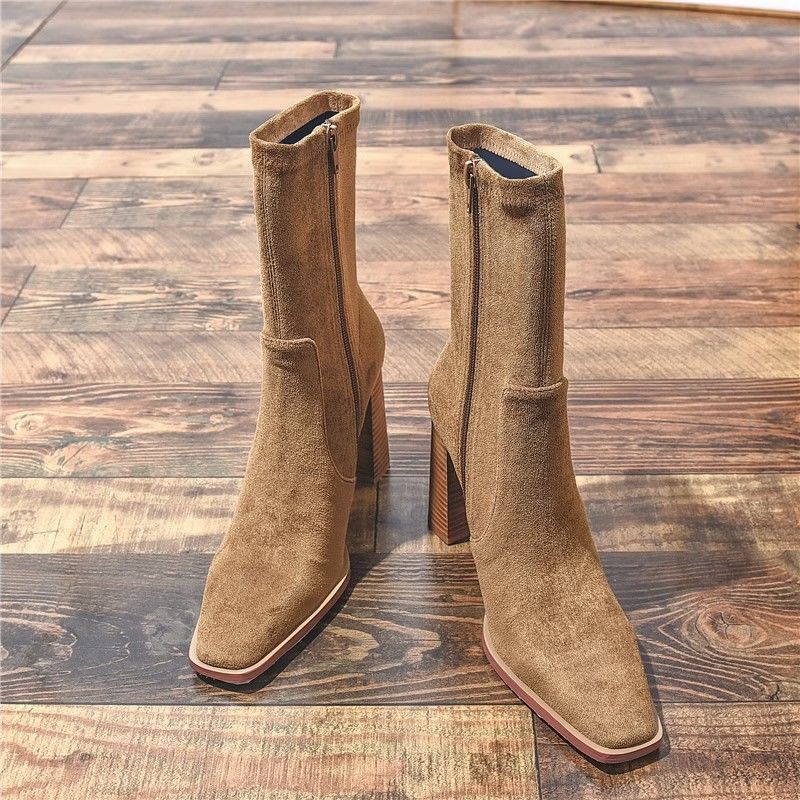 Mila - Botas De Tacon Ancho Y Puntera Cuadrada
