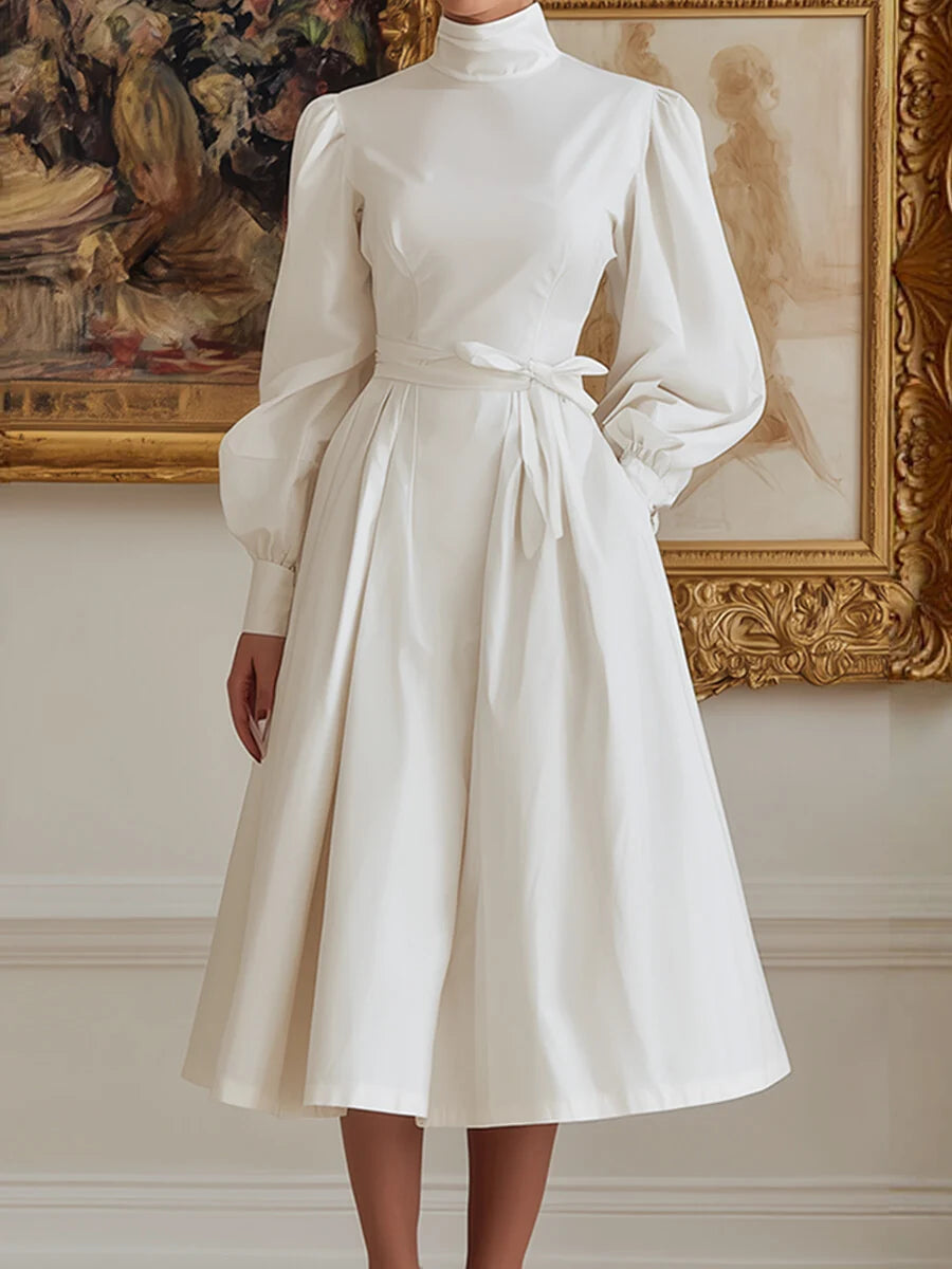 Vestido Midi Plisado Con Cuello Alto, Cintura Alta Amarrada Y Bolsillos En Color Sólido