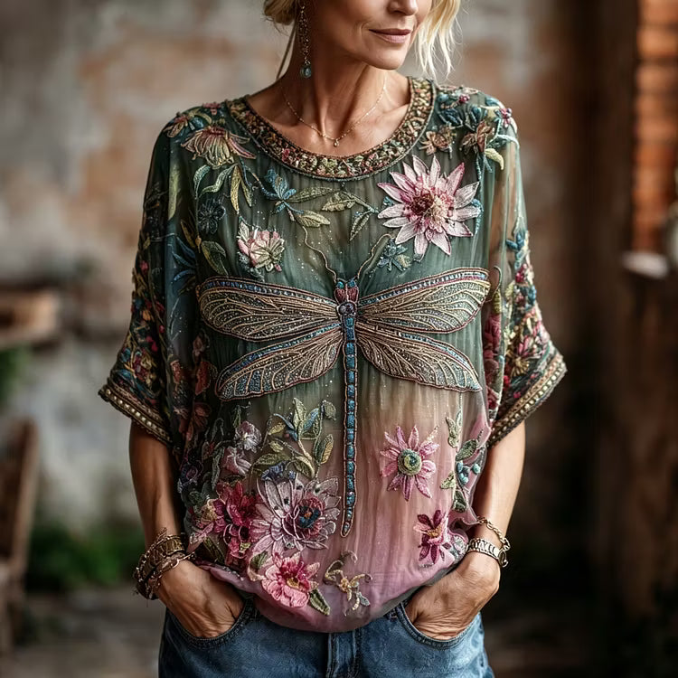 Blusa de Manga 3/4 com Estampado de Cogumelos e Libélulas em Arte Hippie Vintage em Algodão