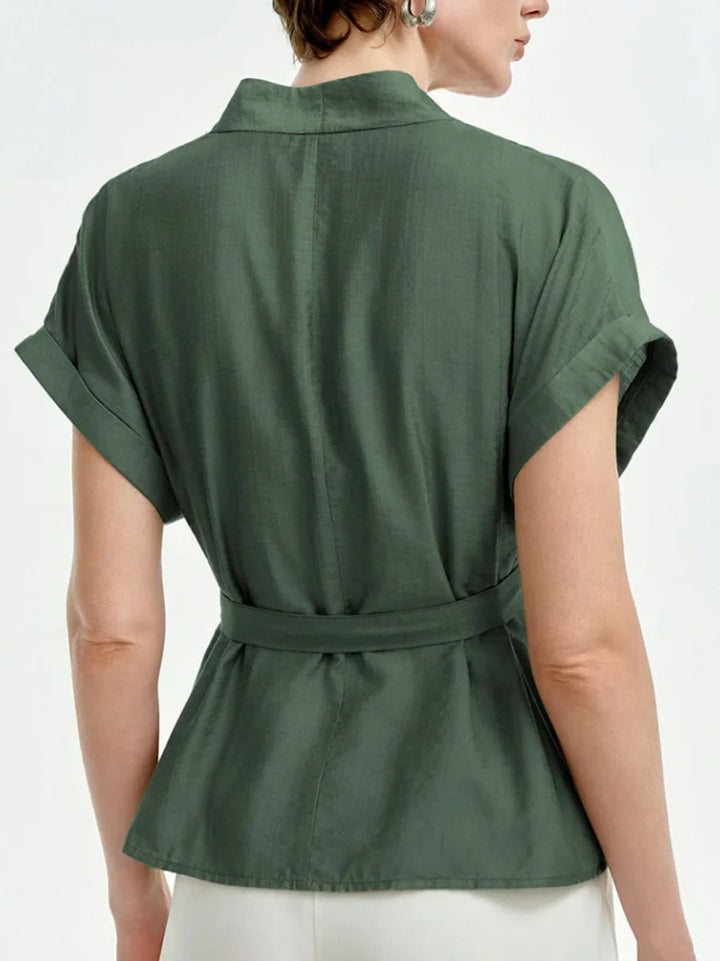 Blusa Solta De Manga Curta Com Botões, Cintura Atada E Decote Em V Em Cor Sólida