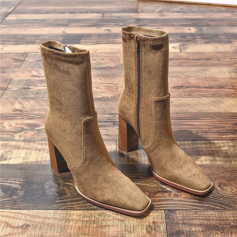 Mila - Botas De Tacon Ancho Y Puntera Cuadrada