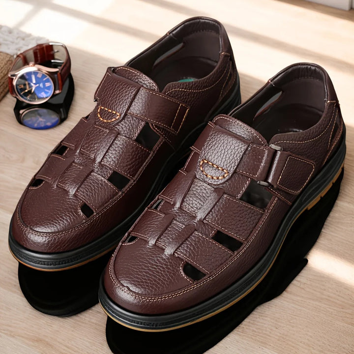 Sandalias De Verano Masculinas En Piel Con Puntera Cerrada