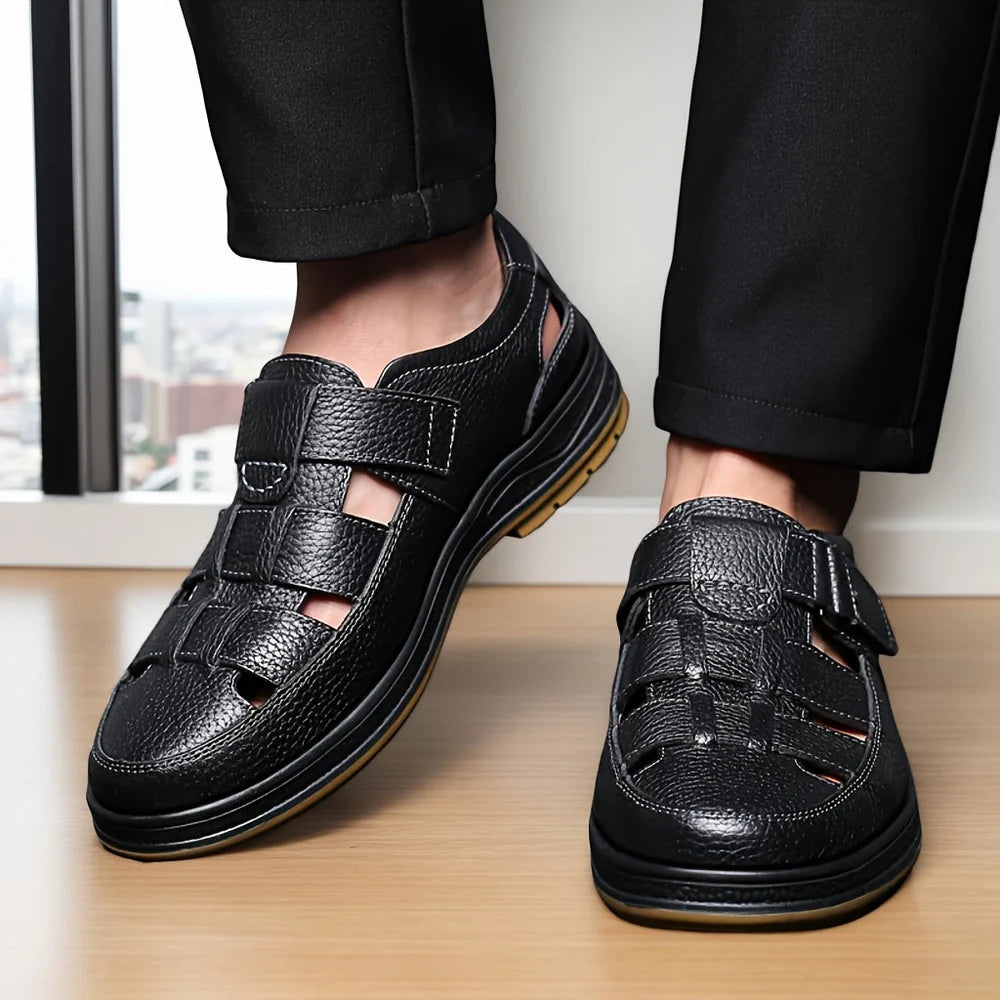 Sandalias De Verano Masculinas En Piel Con Puntera Cerrada