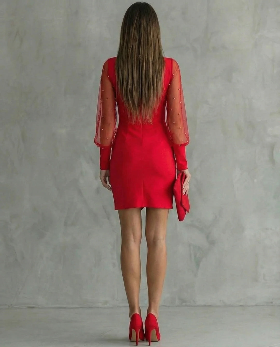 Sara | Vestido Con Hombros Al Descubierto Y Mangas Largas