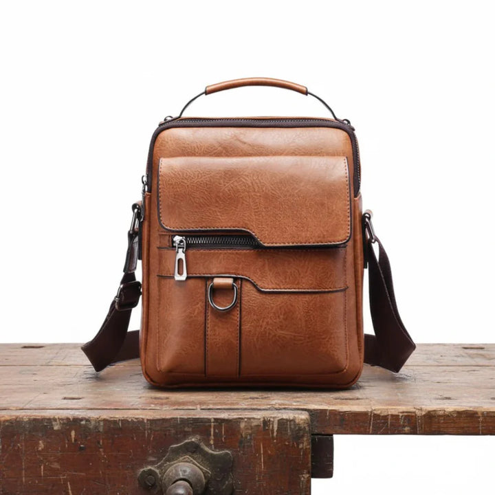 Alston | Bolsa de Tiracolo Fina em Couro