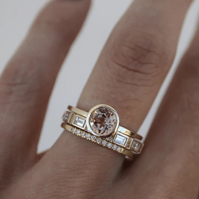 Esperanza | Conjunto de Anéis em Ouro com Cristais Embutidos
