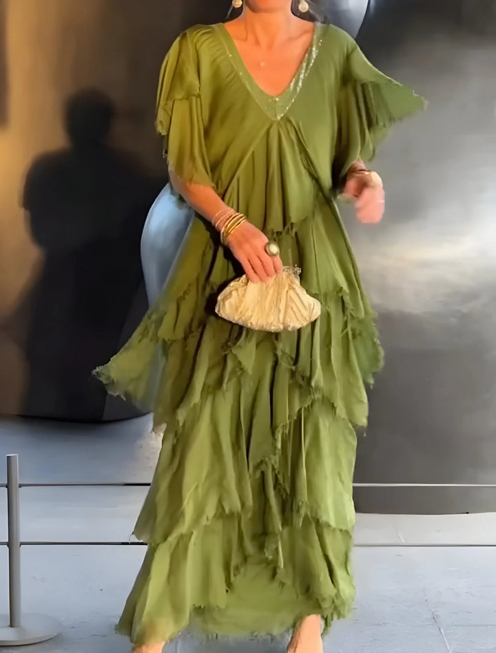Riza | vestido plissado com decote em v e fluido