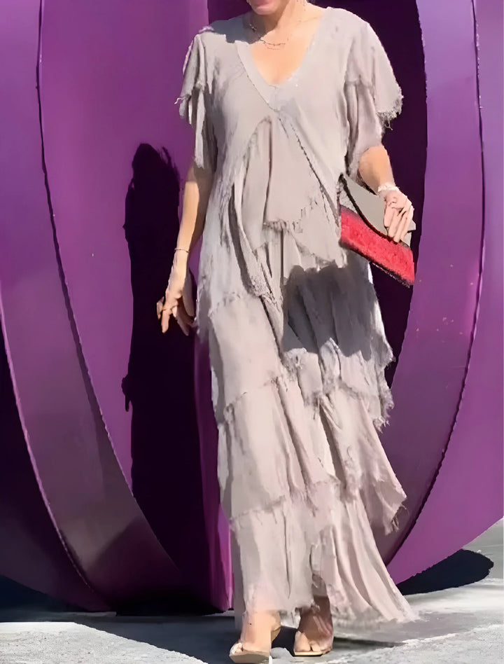 Riza | vestido plissado com decote em v e fluido