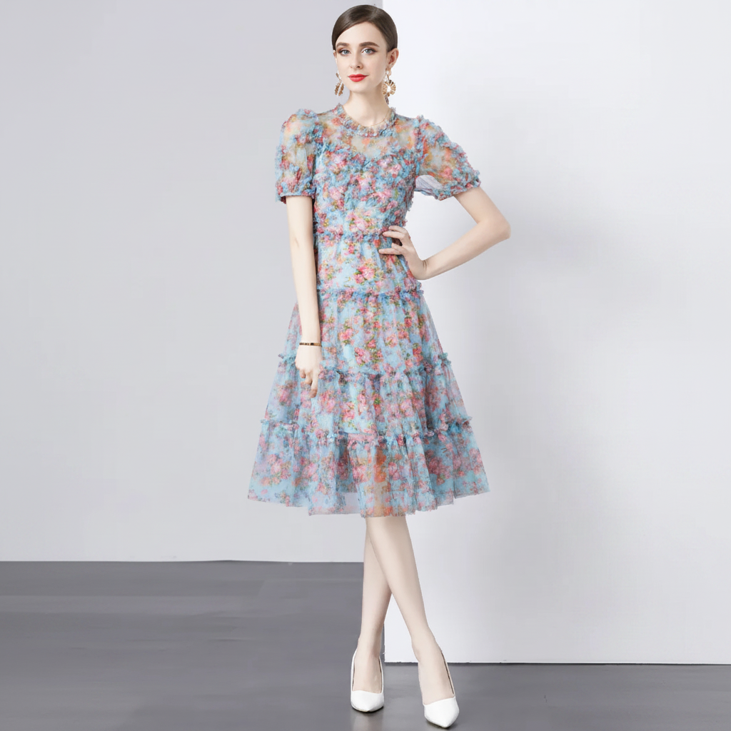 VESTIDO MIDI TUL FLORAL AZUL CON MANGAS ABULLONADAS Y VOLANTES K26062802