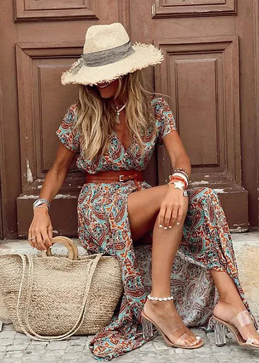Vestido boho largo y vaporoso con cinturón ajustable