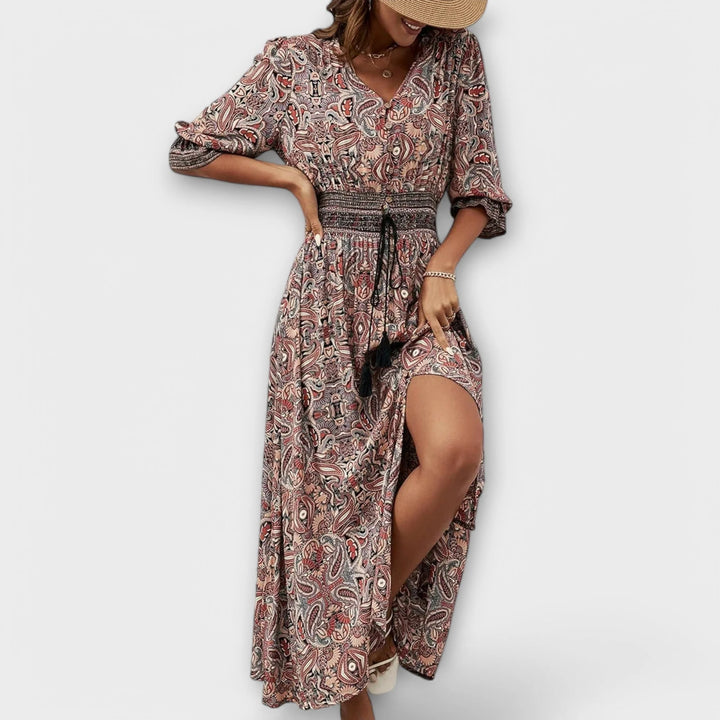 Vera | Vestido Vintage Clássico