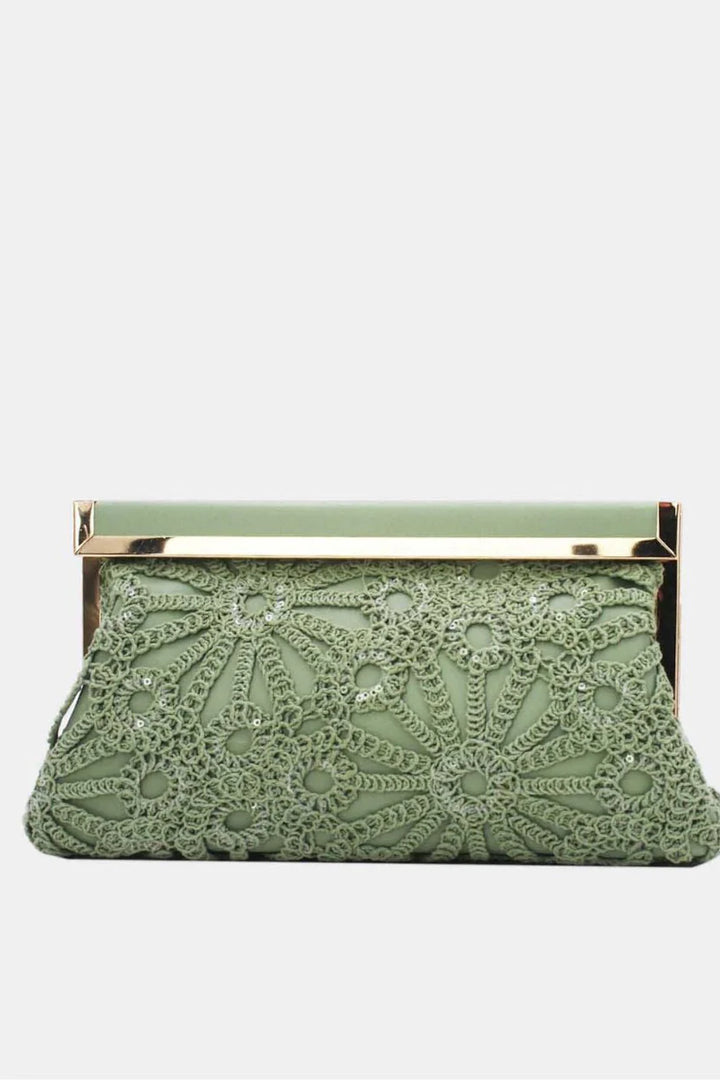 Jennifer | Mala Clutch Verde Salvia Em Crochet De Renda Com Aro Dourado E Alça