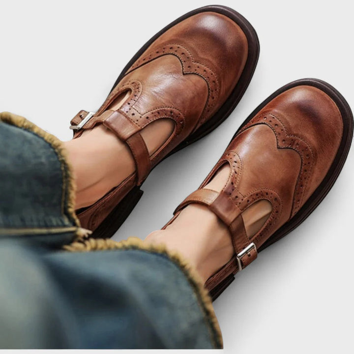 Elisa™ | Elegância e Conforto com Tacão