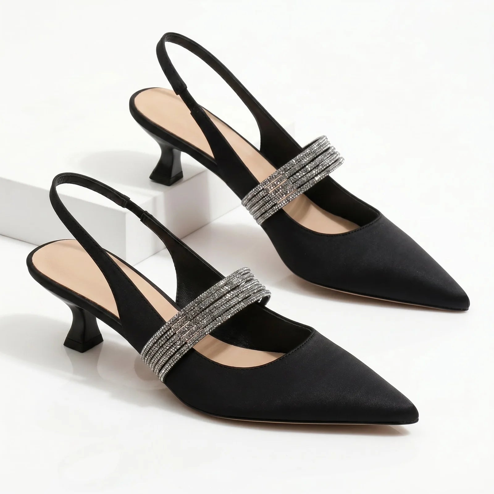 Aroa | kitten heels con cristales
