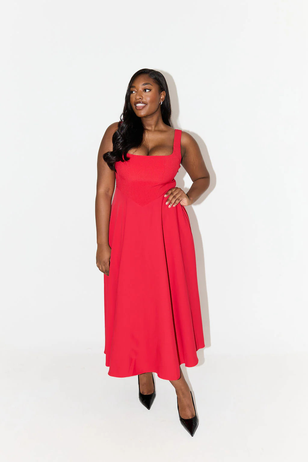 Amelia - vestido midi atemporal