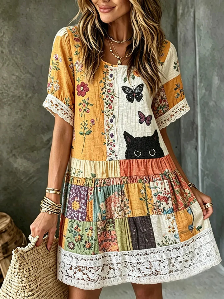Vestido Mini Hippie Com Bordado Gato Preto Gola Redonda